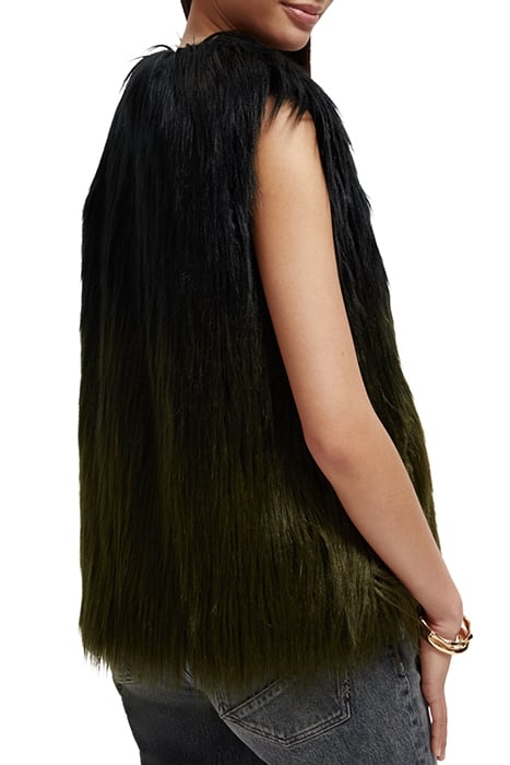 GRADIENT FAUX FUR GILET BLACK 2