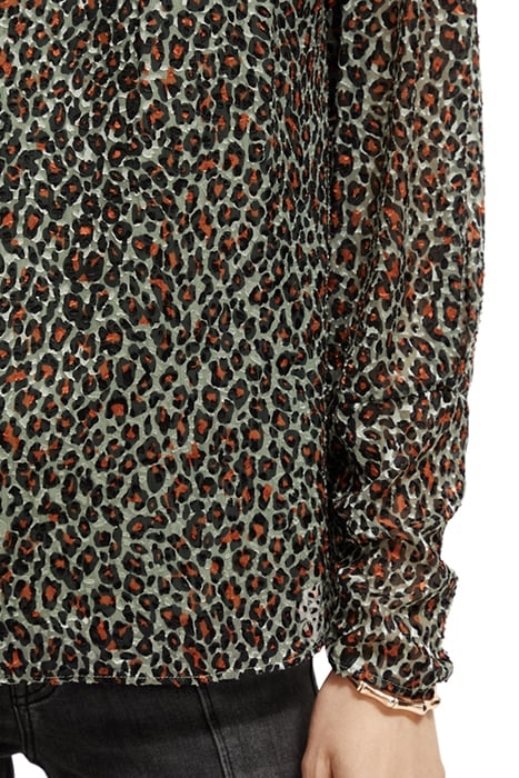 MOCK NECK TOP WITH OPEN BACK DETAIL CREATURES OF THE NIGHT F 7