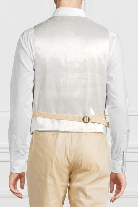 VEST MOUNTAIN HONEY 2