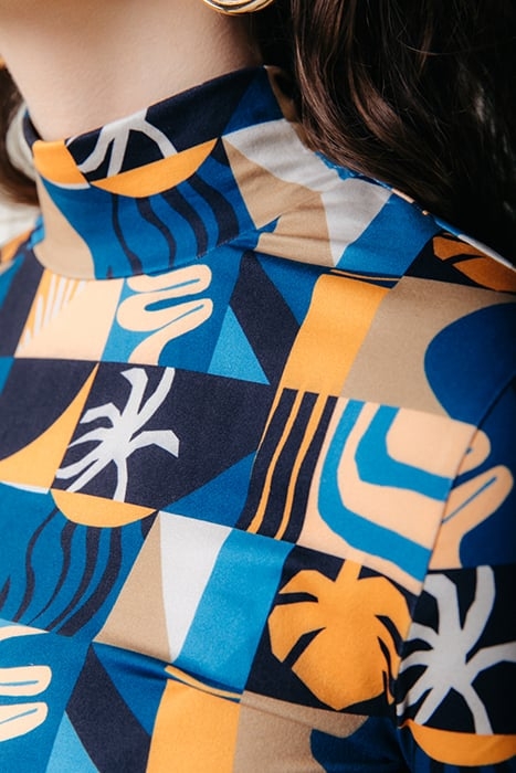 NEYO SMALL SCENERY PEACHED TURTLENECK TOP TANGERINE 3