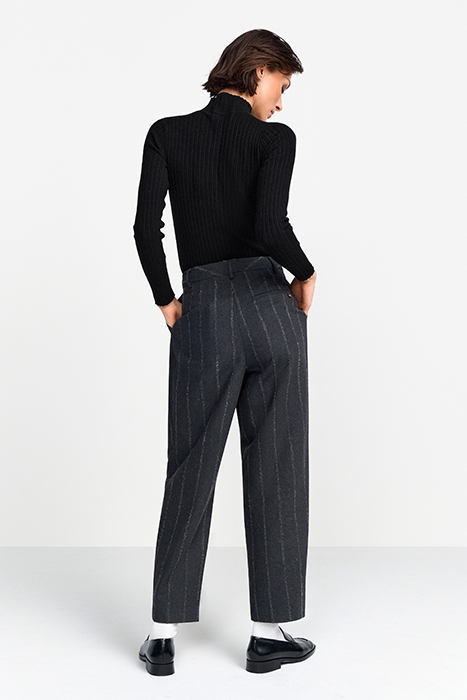 TURTLE NECK RIB KNIT BLACK 2