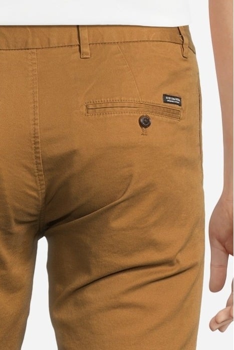 NOS CHINO SHORT WALNUT 4