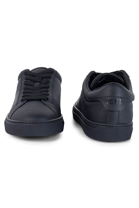 SNEAKERS BLACK 2
