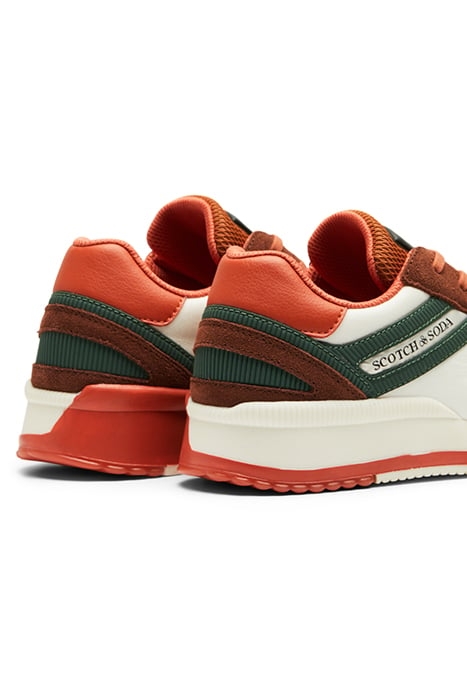 BOYS VIVEXIO SNEAKER BROWN MULTI 6