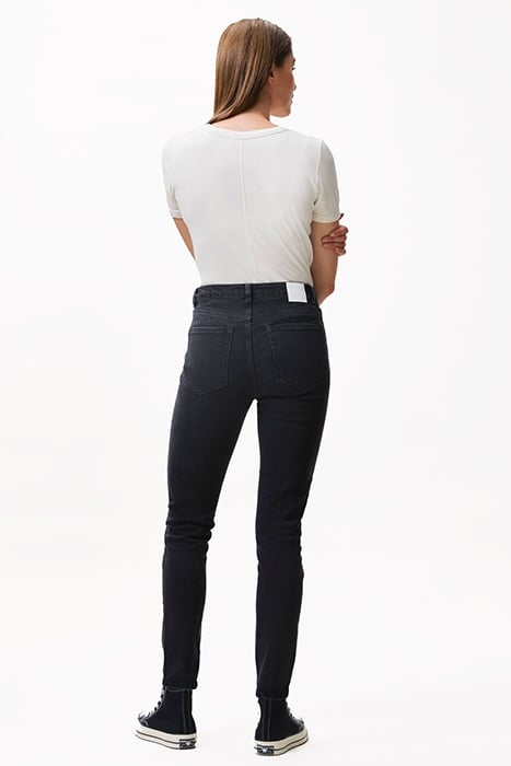 SLIM FIT JEANS WASHED BLACK 3