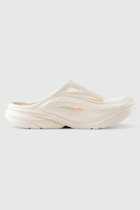 HOKA – ORA RECOVERY MULE VANILLA 1