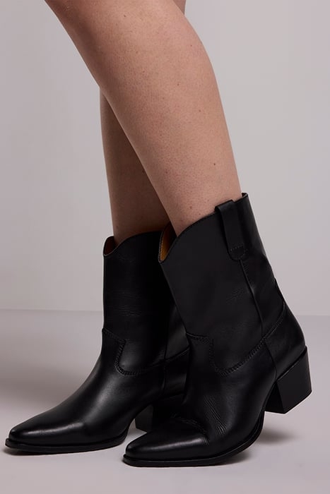 LEATHER SHORT BOOTS BLACK 2