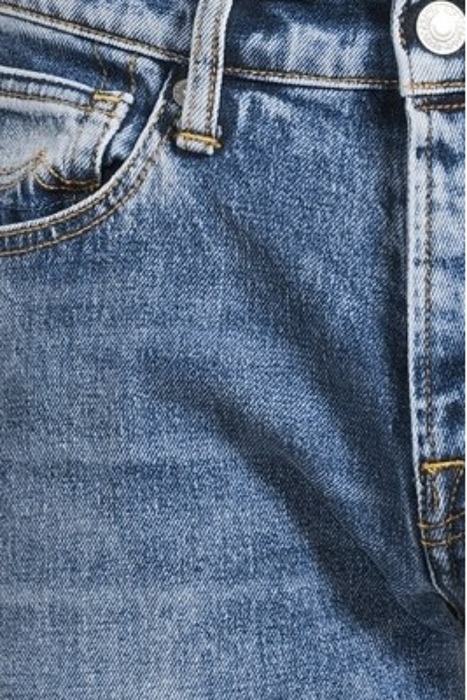 JOSHUA XAVIER LIGHT USED 5