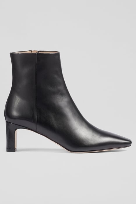 MARGAUX BLUNT BOOTS BLACK 1
