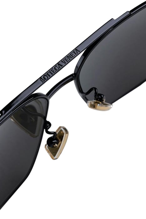 BOTTEGA VENETA – UNISEX PILOT SQUARE FRAME SUNGLASSES BLACK 5