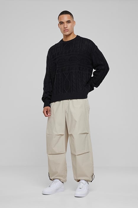 SET IN BOXY SWEATER BLACK 3