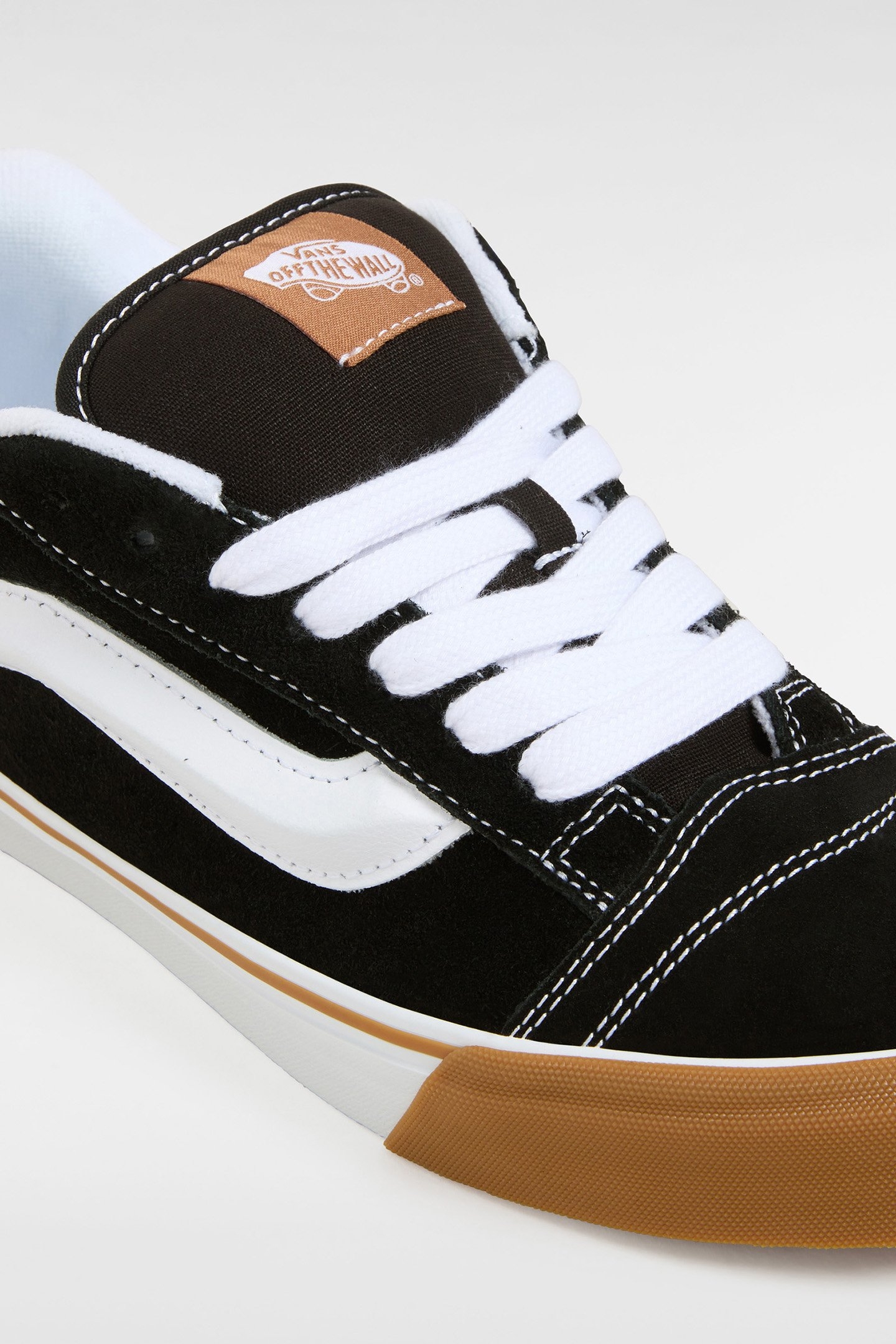KNU SKOOL GUM BUMPER BLACK 5