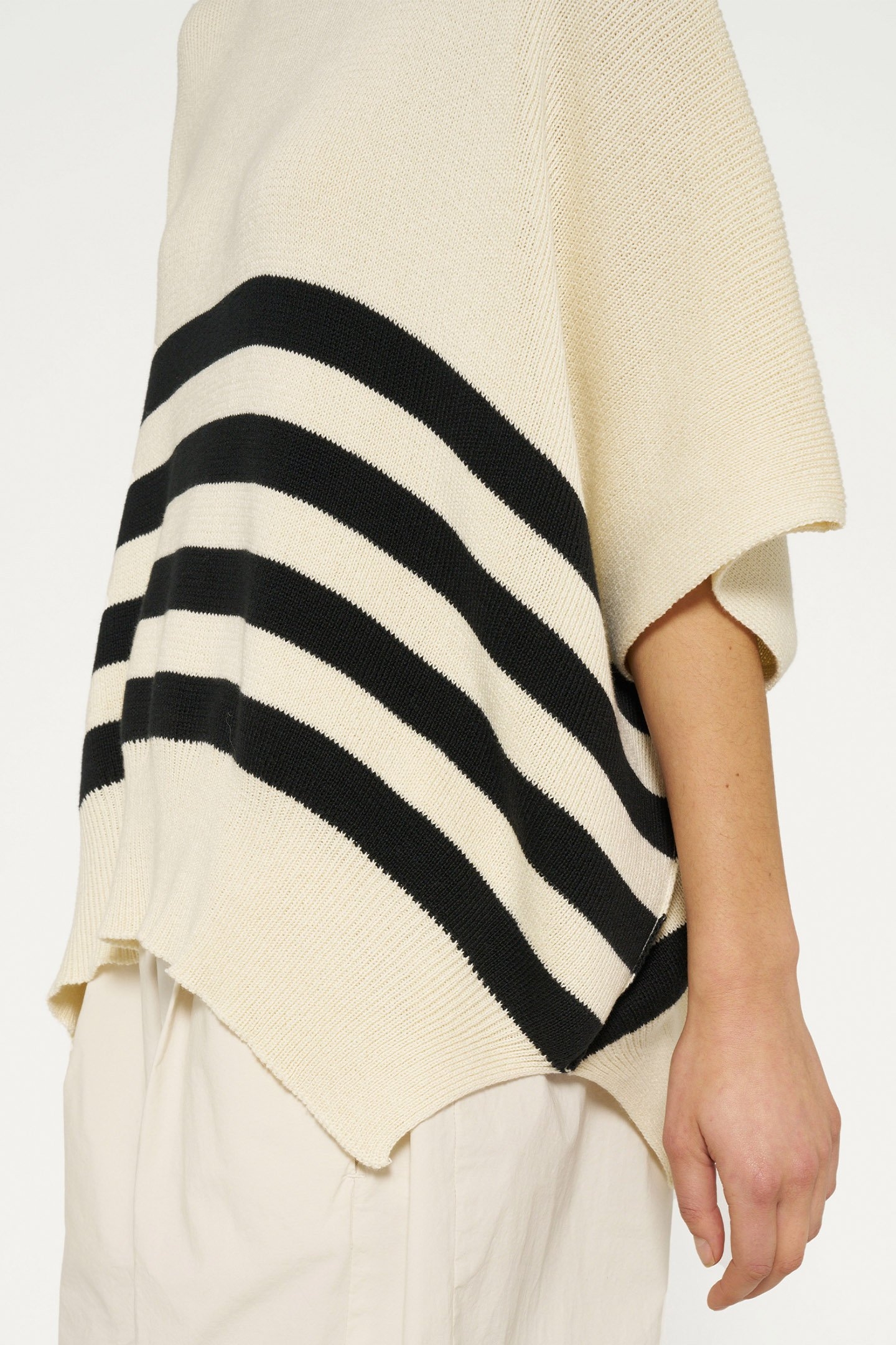 SLEEVELESS SWEATER KNIT STRIPES LIGHT SAFARI 7