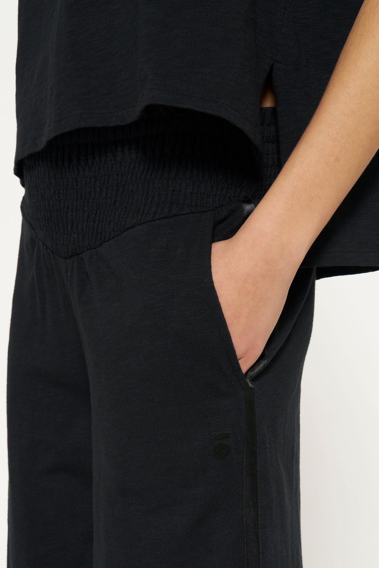 WIDE LEG SMOCK PANTS BLACK 6
