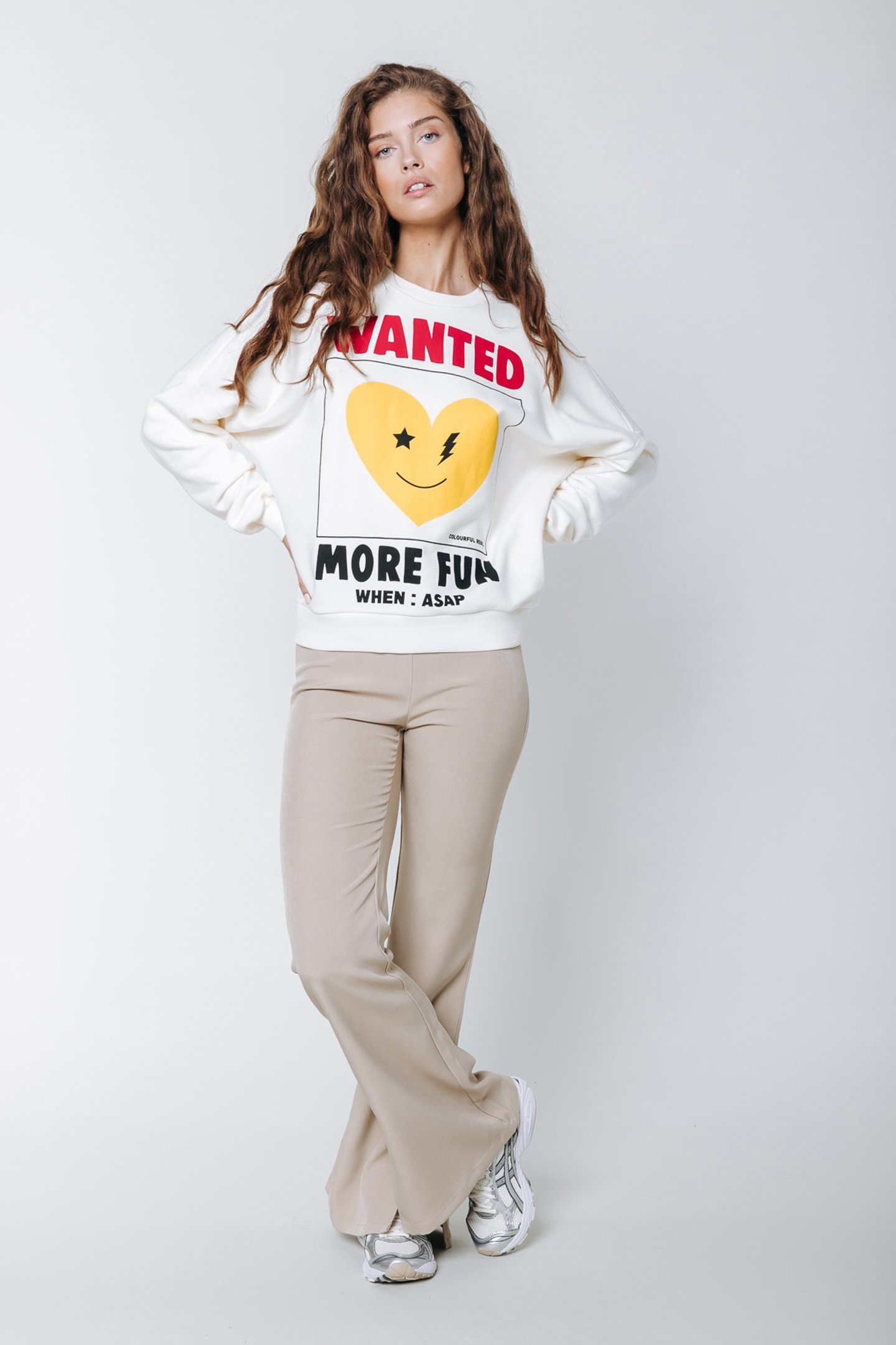 TAMAR SLIT FLARE PANTS SAND 1