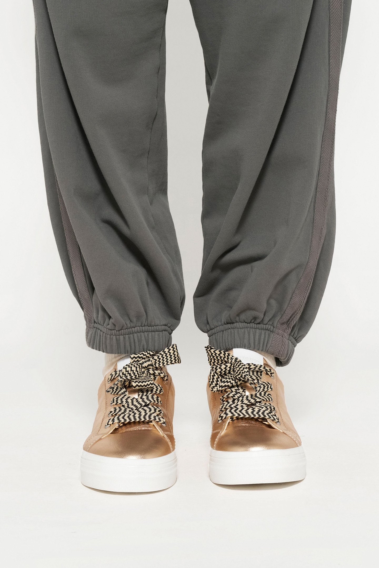 SNEAKERS ROSE GOLD 3