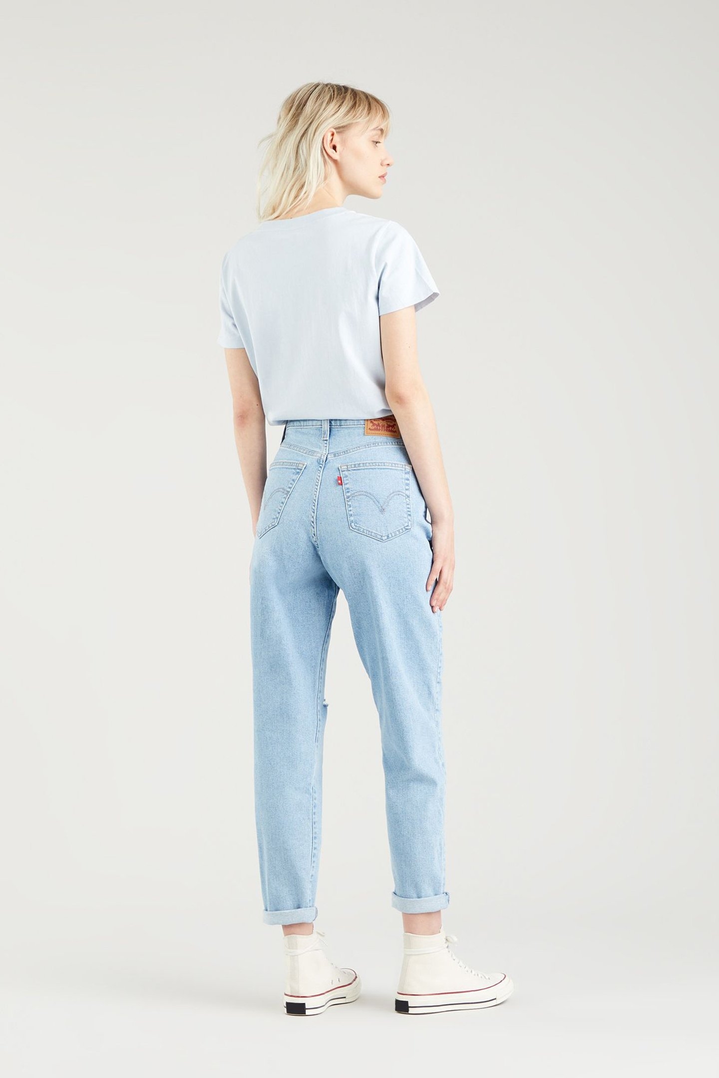 HIGH WAISTED TAPERED MOM JEANS 2