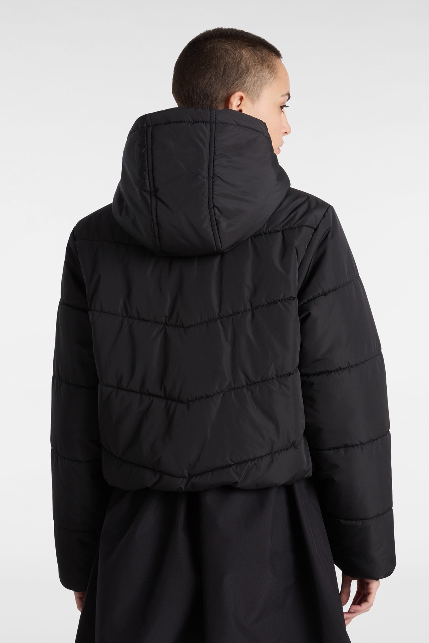 MTE FOUNDRY CROP PUFF HOOD BLACK 2