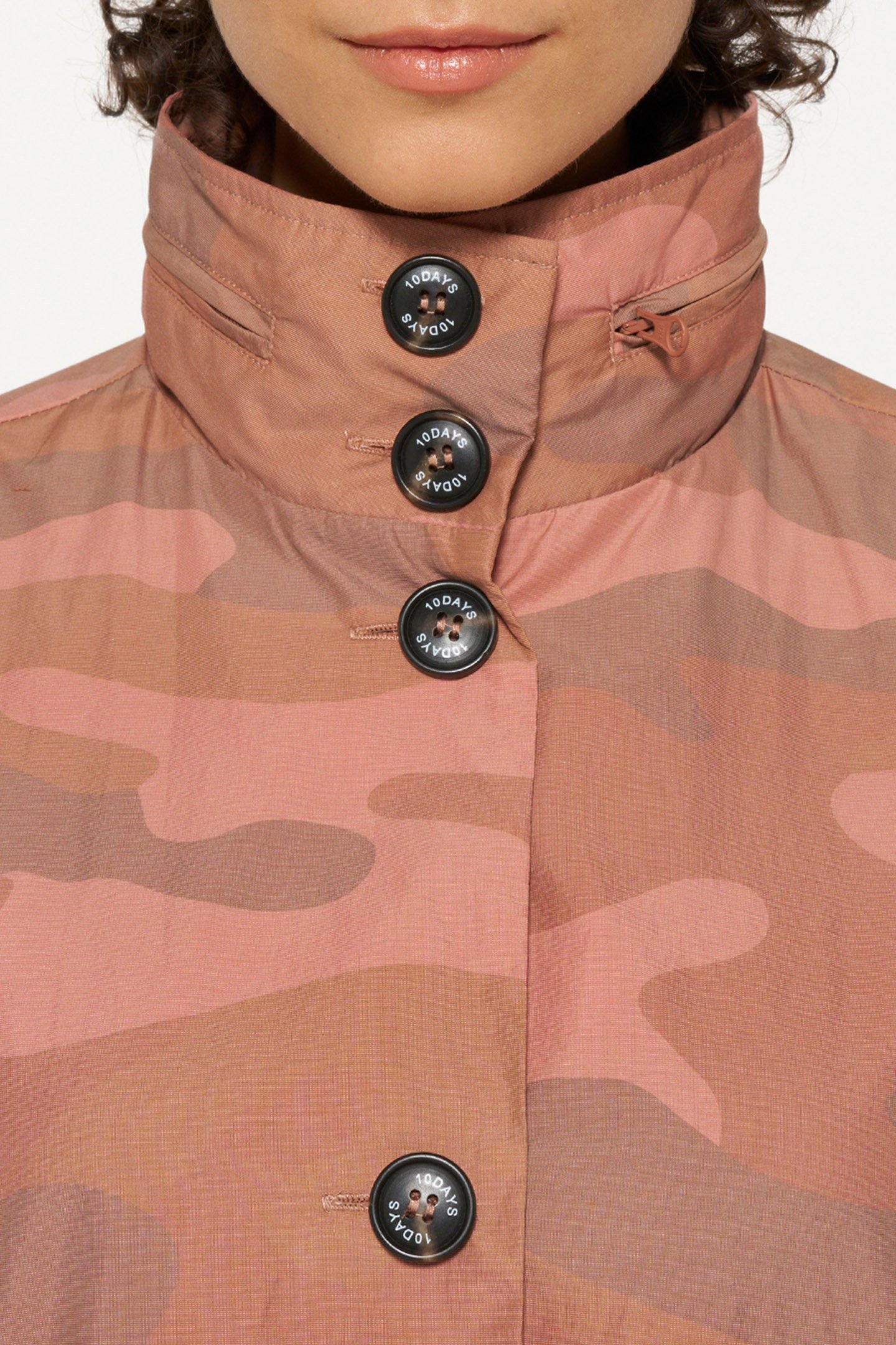 NYLON COAT CAMO SADDLE BROWN 6