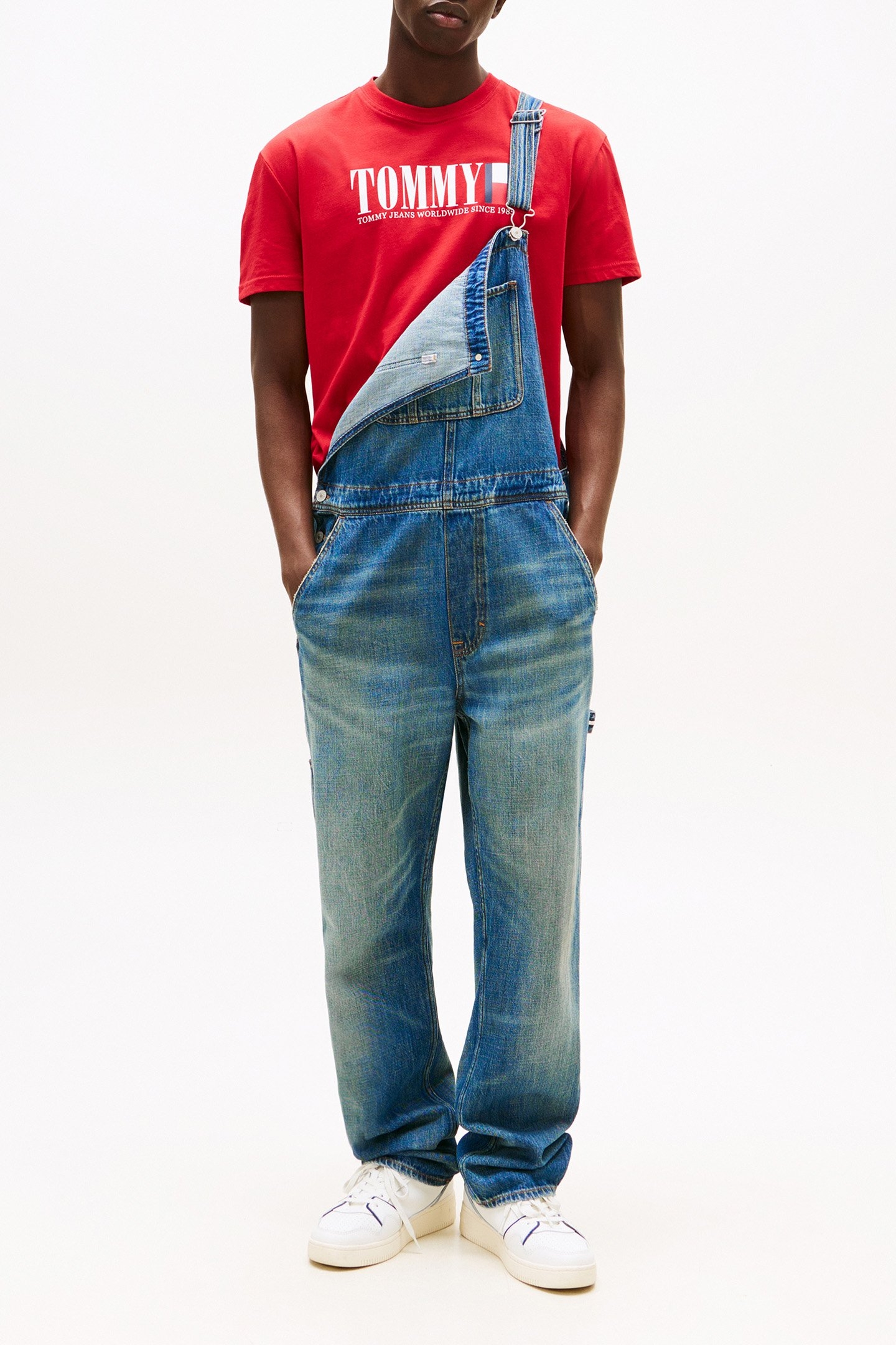 TJM REG TOMMY DNA FLAG STANDARD FIT T-SHIRT SAPPHIRE RED 3