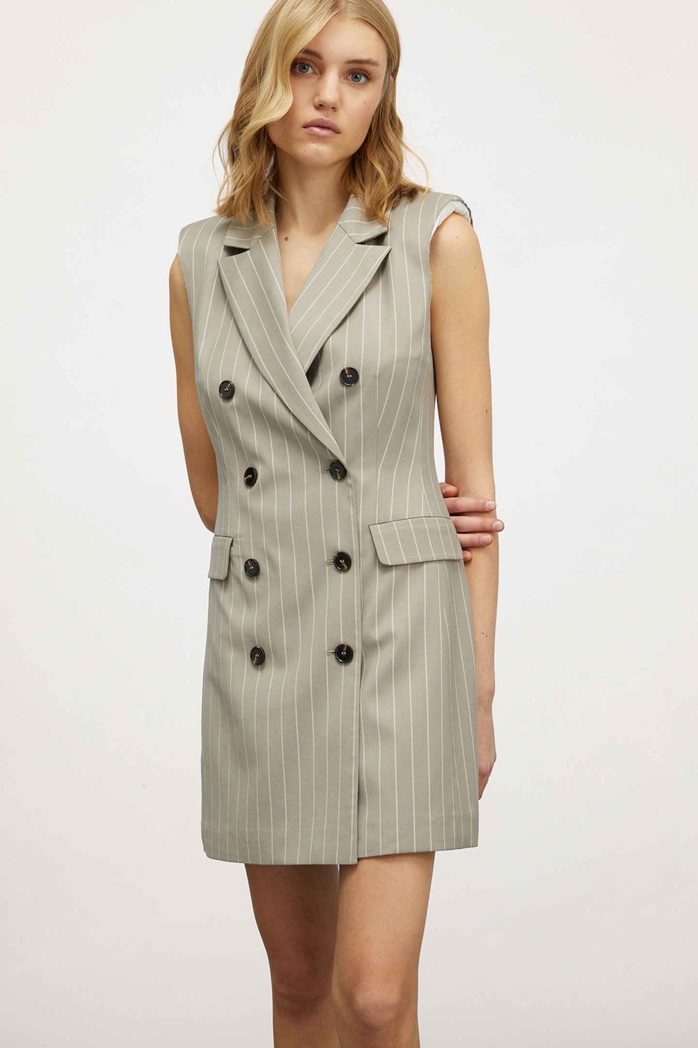 SLEEVELESS COAT DRESS GREEN 1