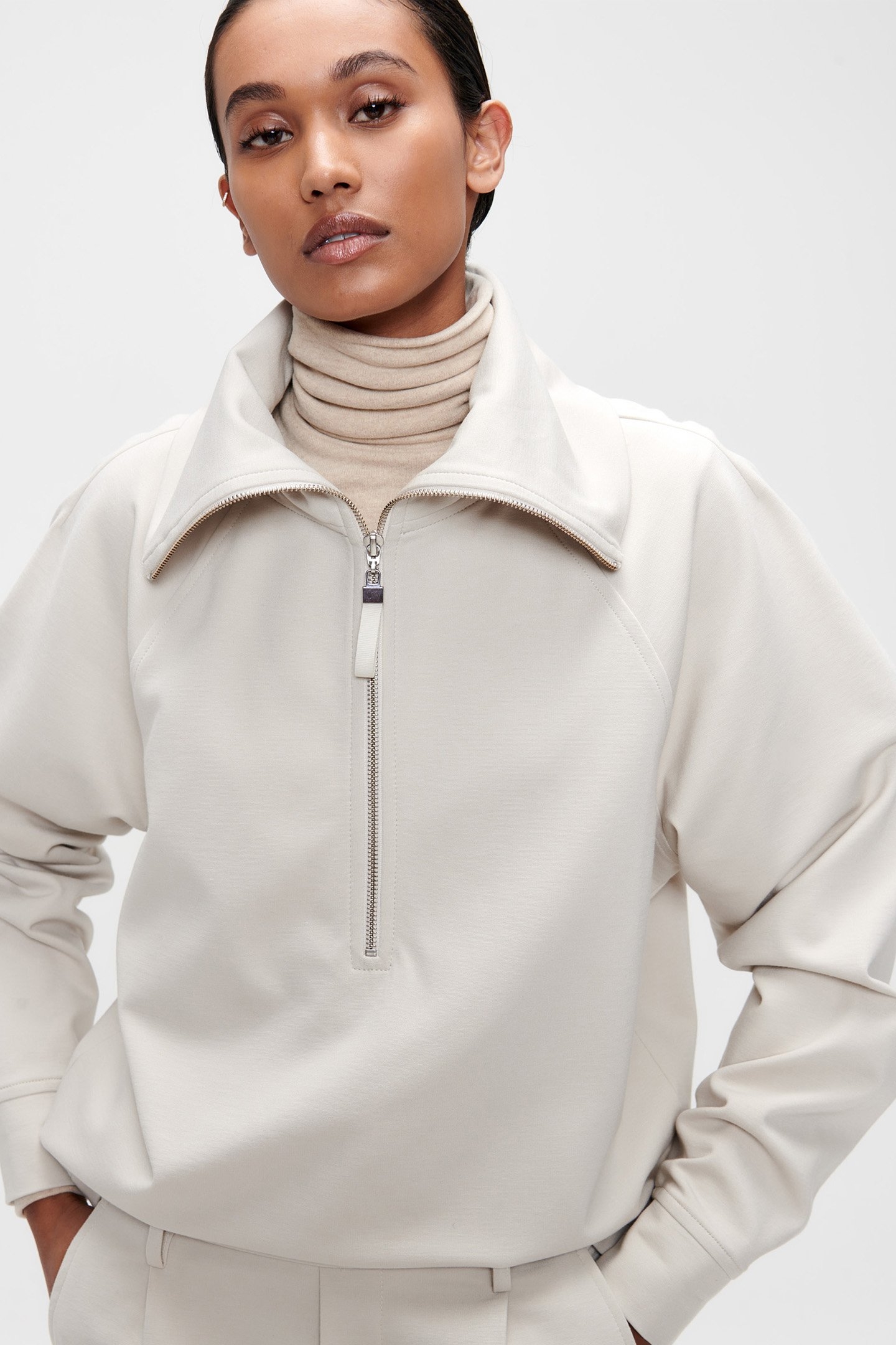 PERTH ZIPPER TOP LATTE 4