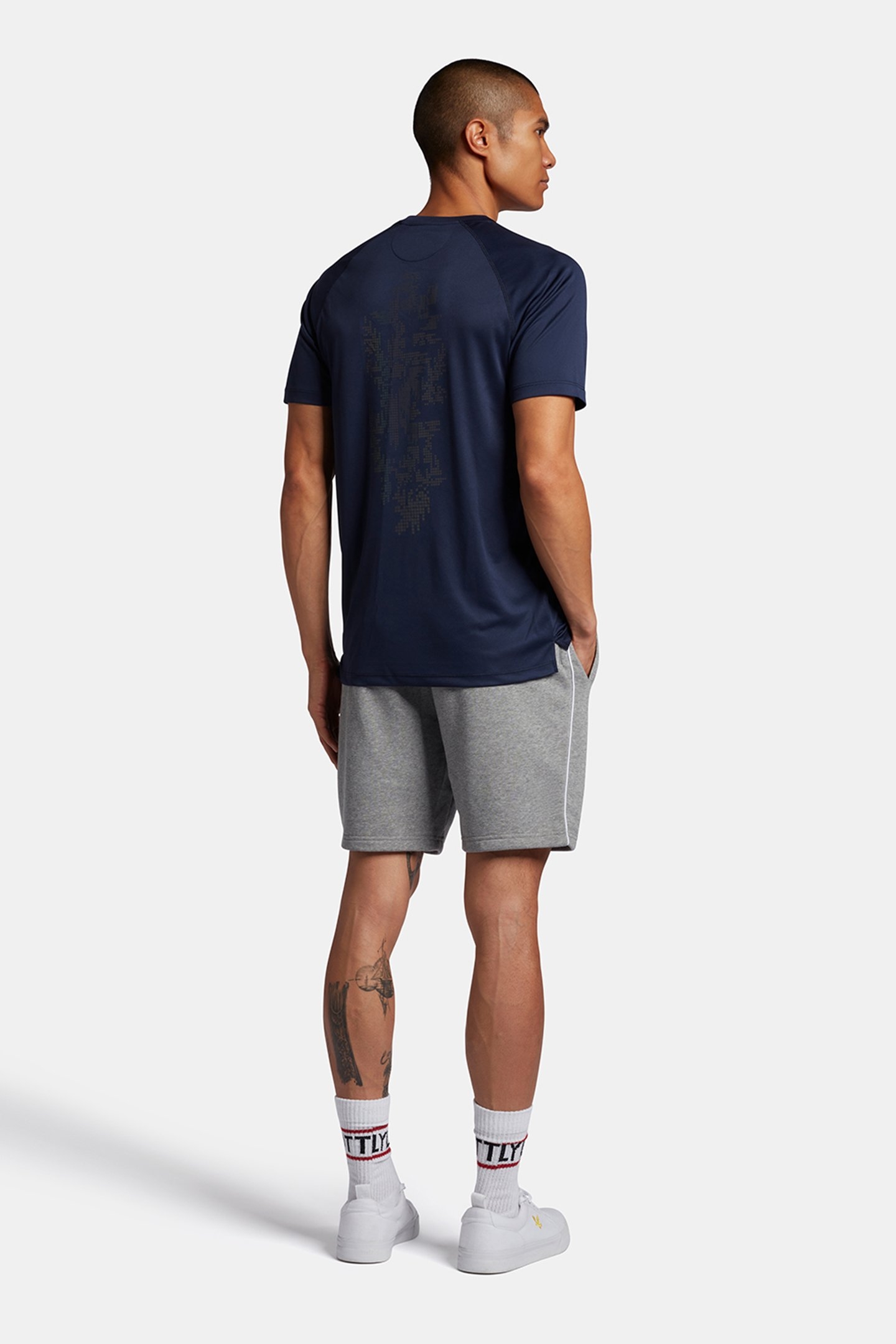 SWEAT SHORT WITH CONTRAST PIPING MID GREY MARL 2
