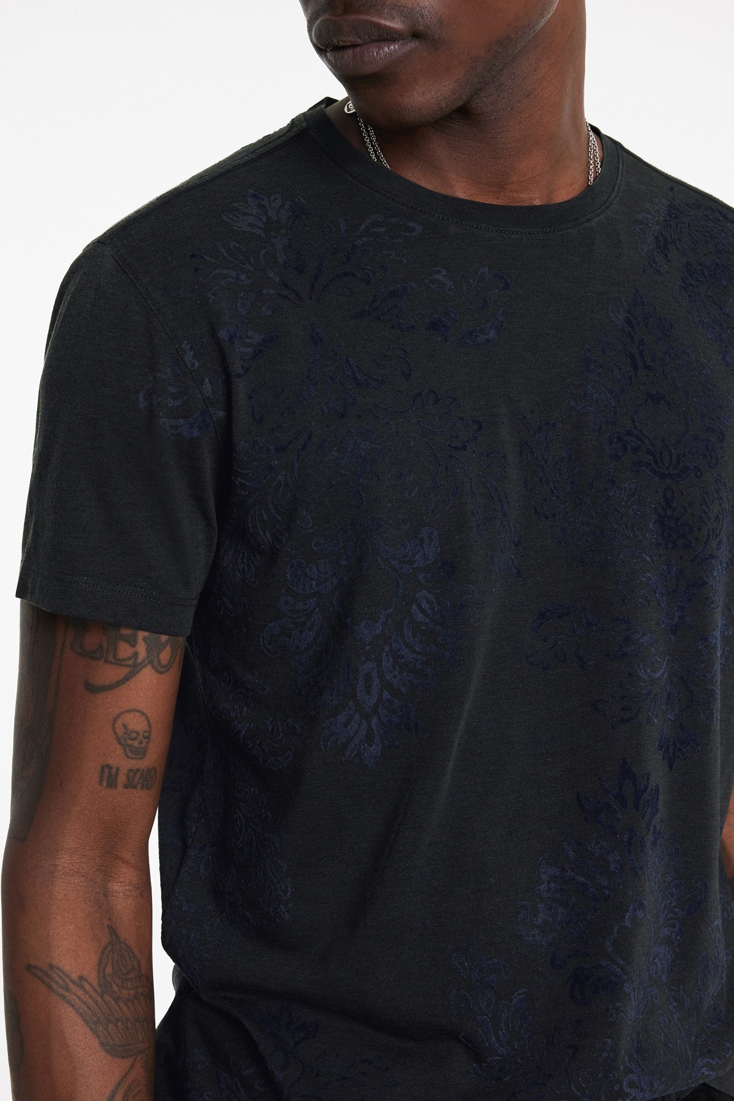 SS CREW TEE - PAISLEY DRIED SAGE 3