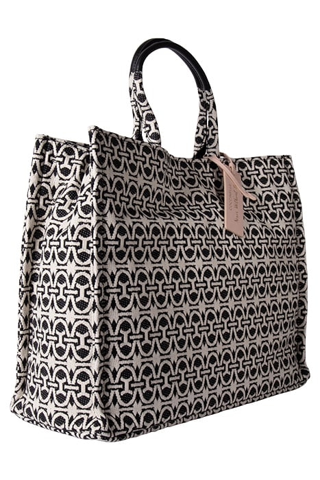 TOTE BAG IN MONOGRAM 4
