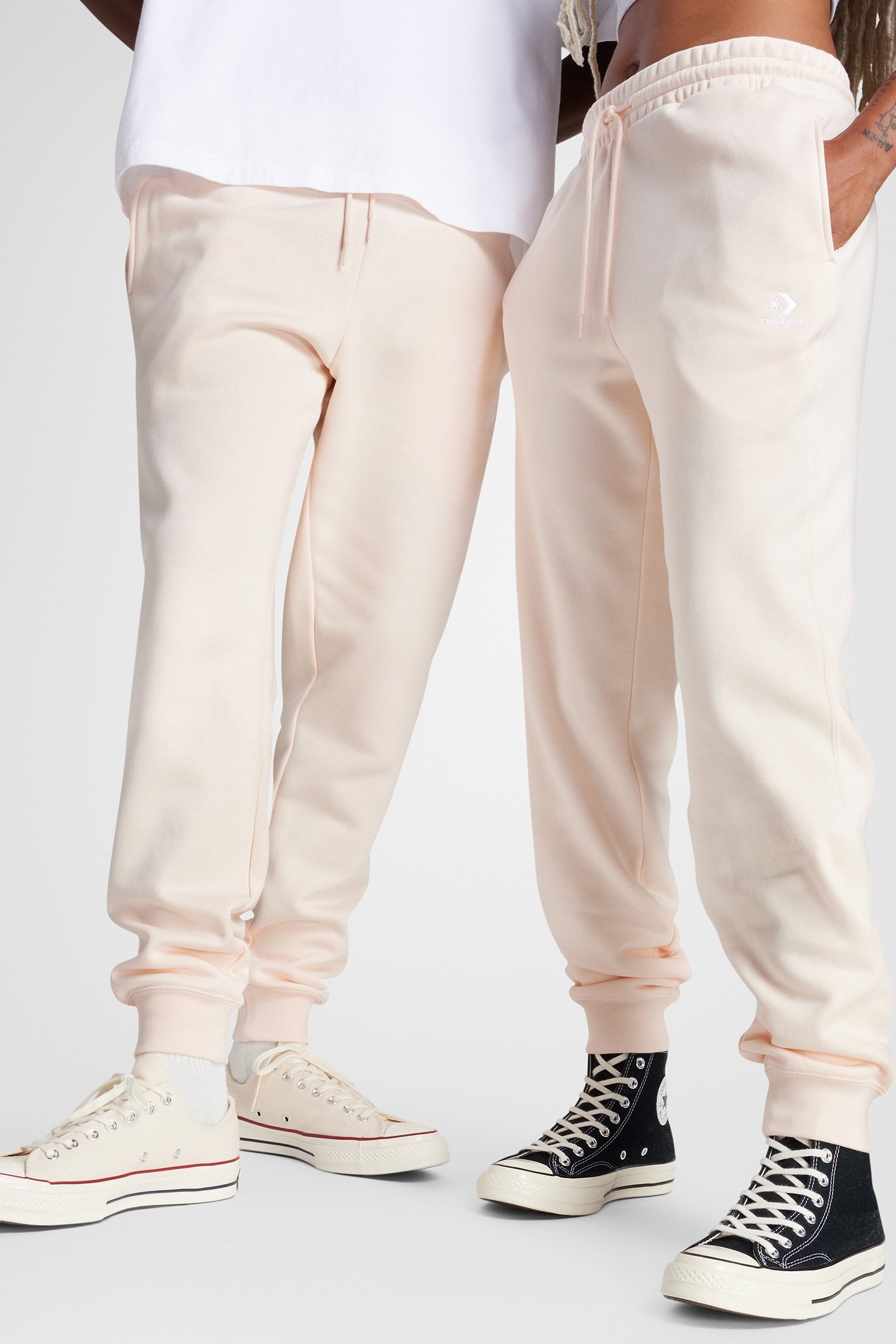 CONVERSE GO-TO EMBROIDERED STAR CHEVRON STANDARD-FIT FLEECE 1