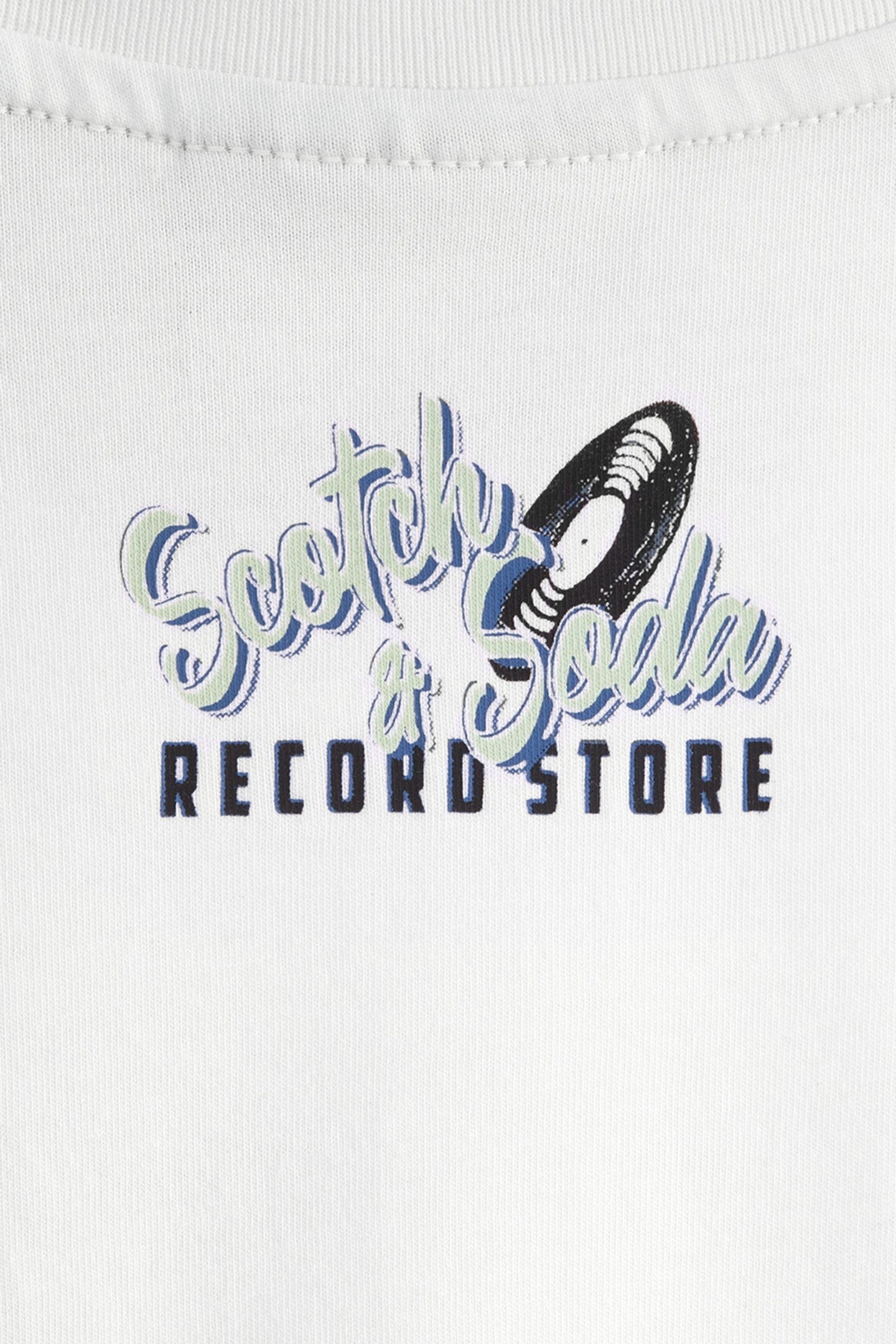 BOYS GRAPHIC TEE WHITE TRADITIONAL 4