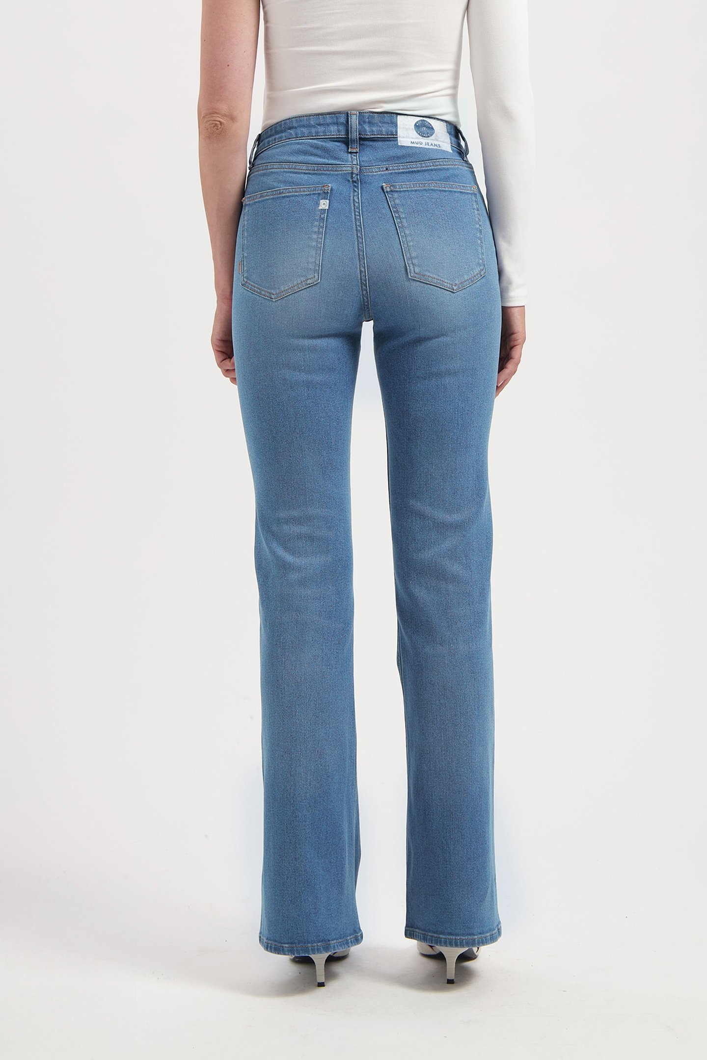 ISY FLARED FAN STONE 4