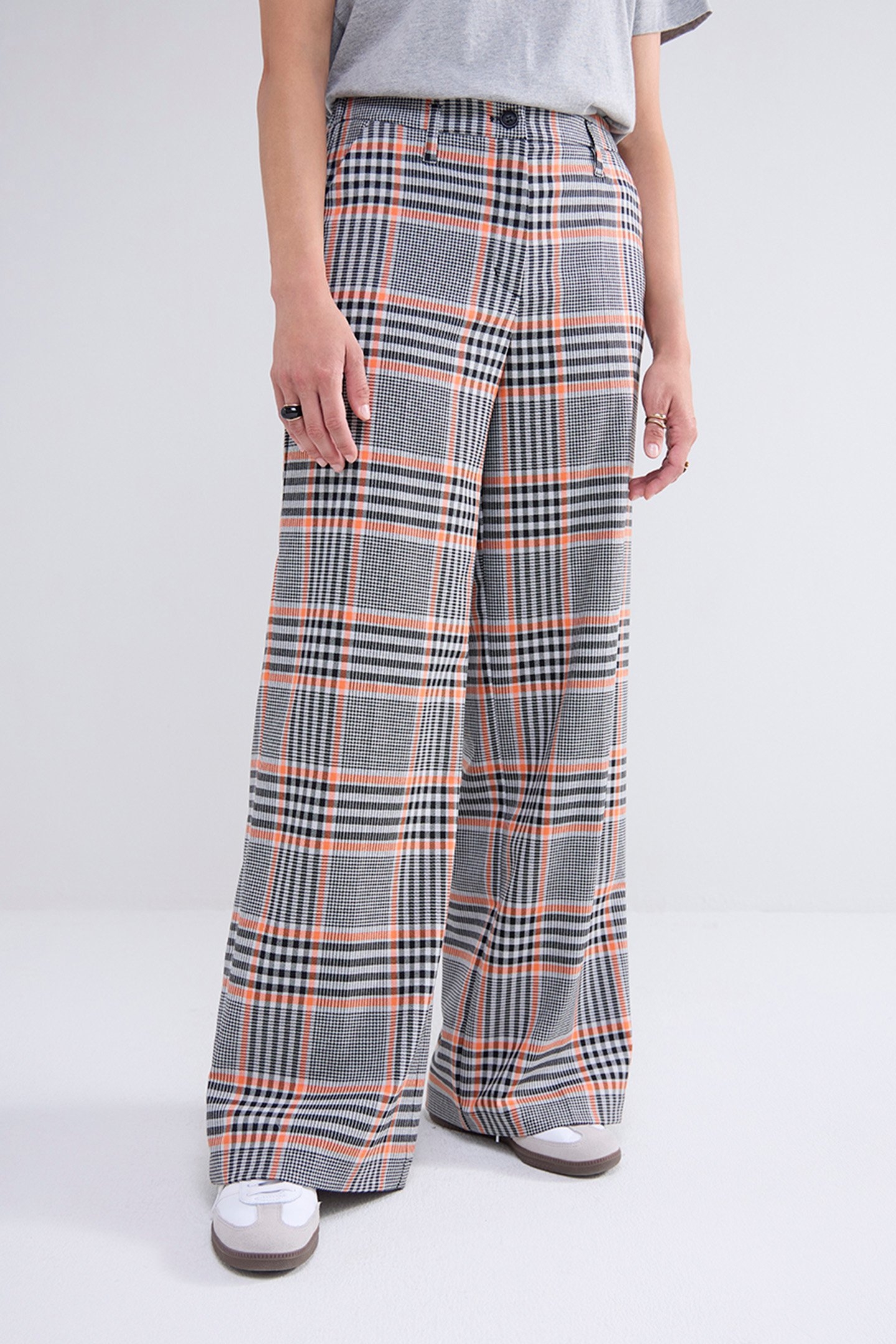 TROUSERS ORANGE CHECK PRINTS 1