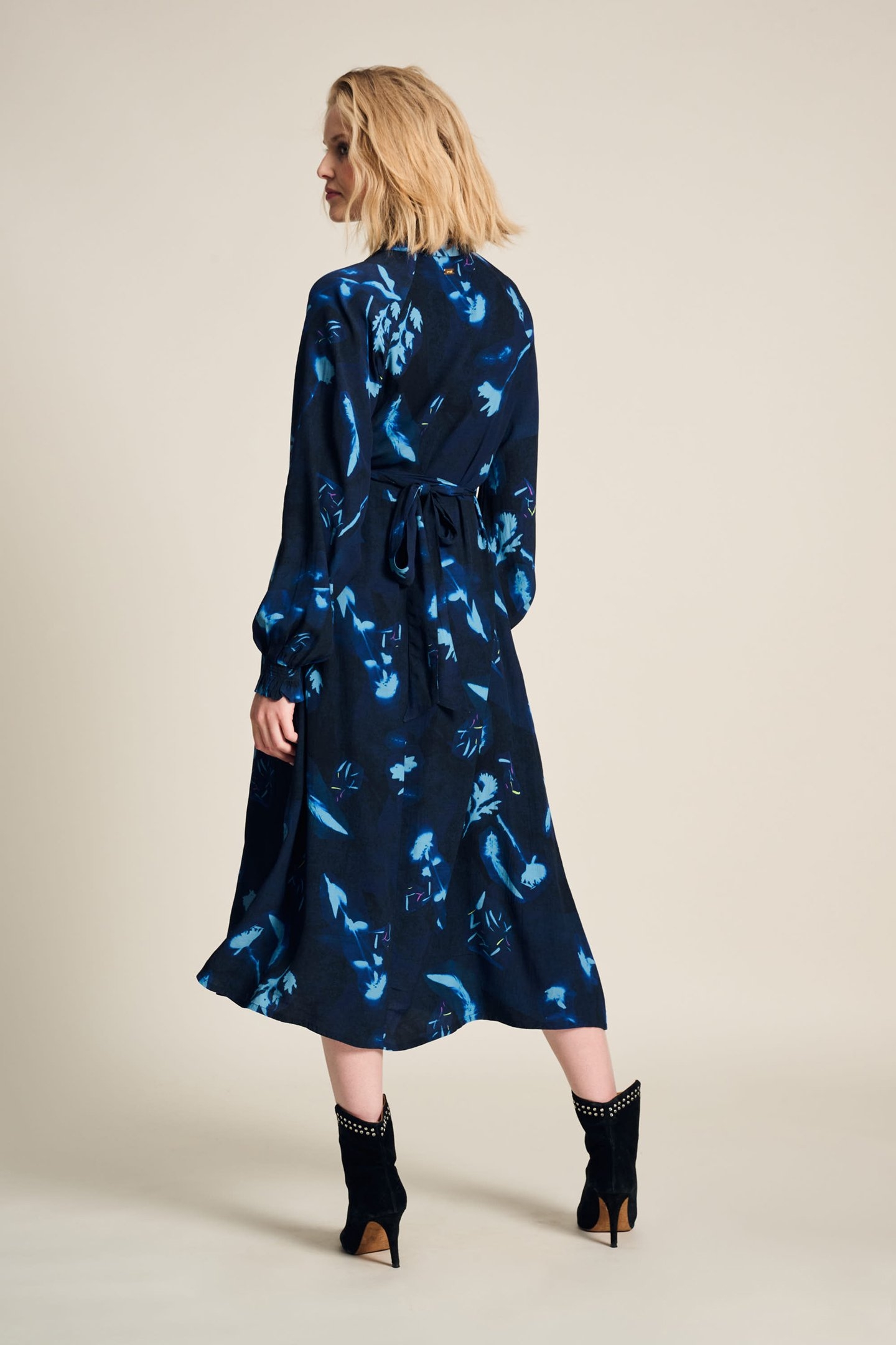 DRESS - FEATHERS AND FLORAL BLUE 2