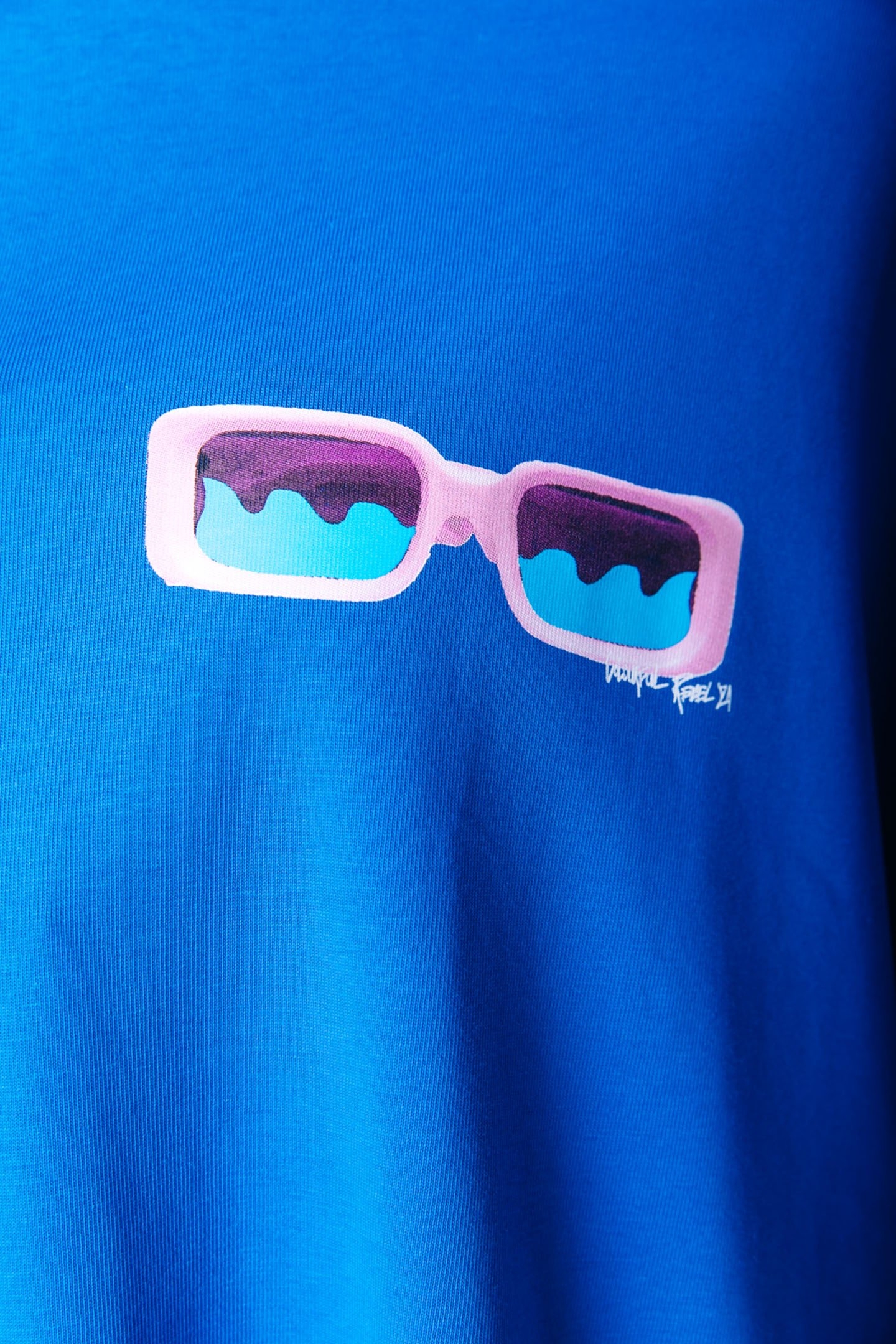 SUNGLASSES LOOSEFIT TEE BOLD BLUE 3