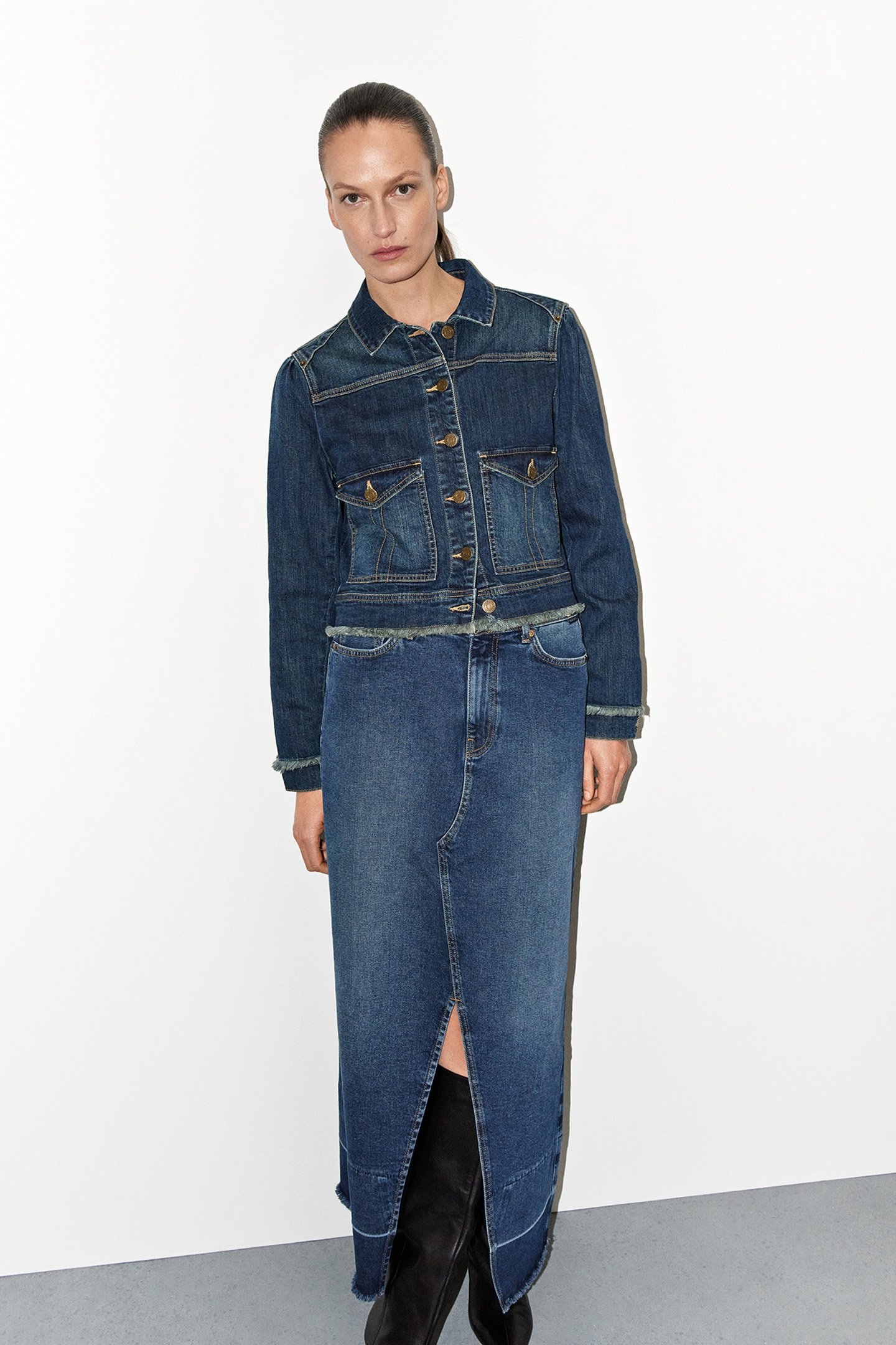 SLIM JEANS JACKET LIGHT WEIGHT COTTON BLUES 4