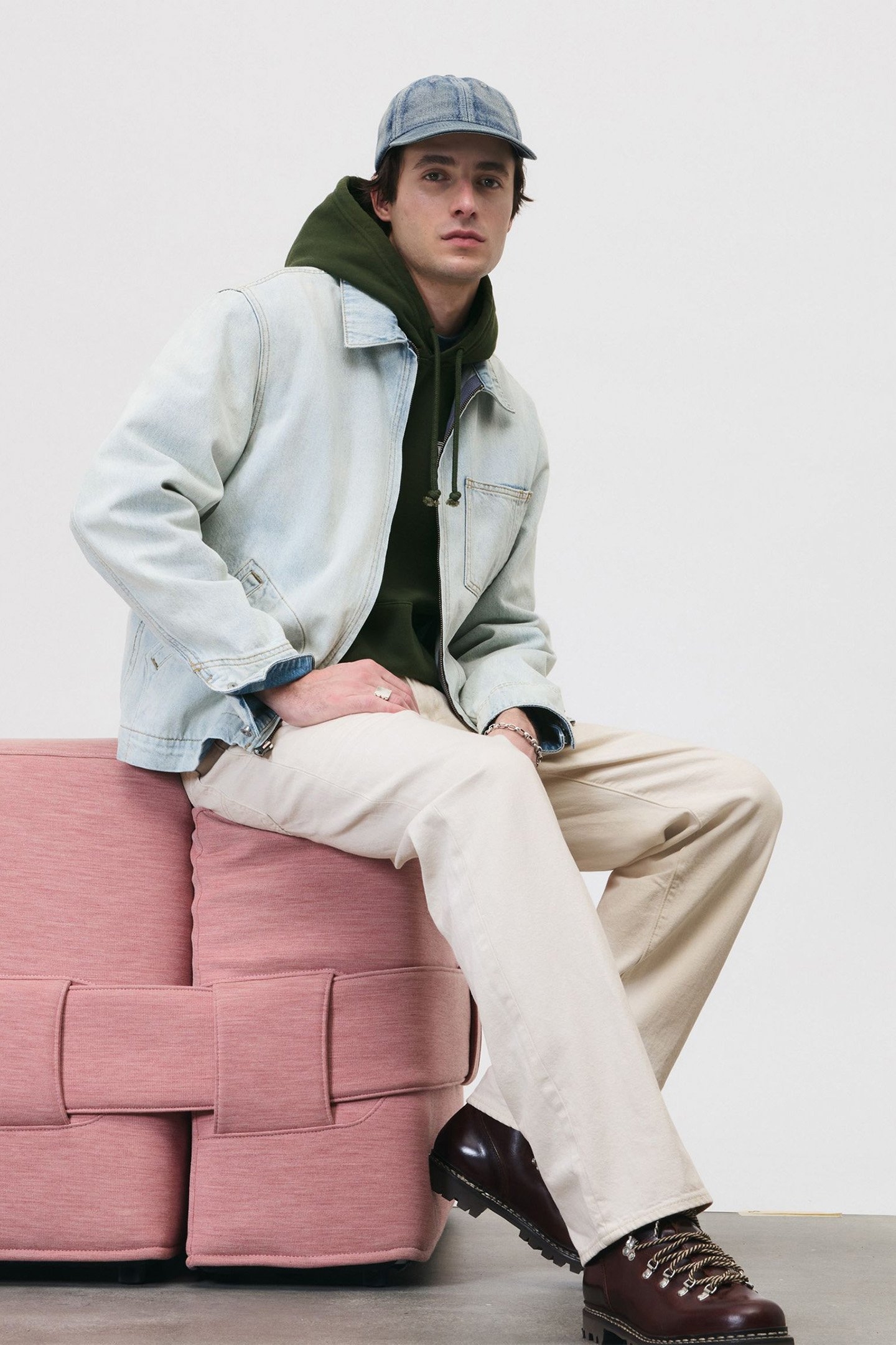 555 RELAXED STRAIGHT ECRU FUSION LTWT 7