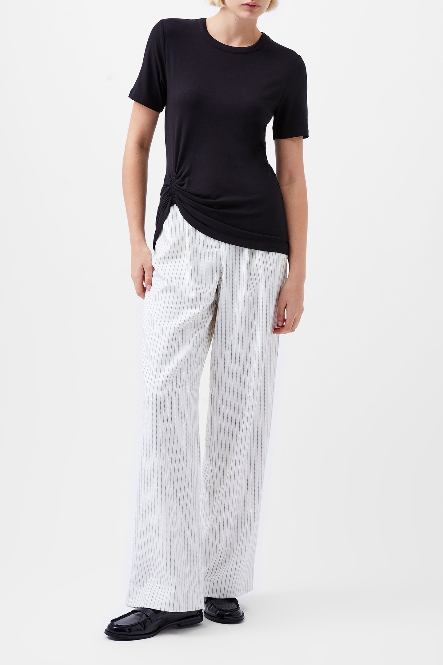 RIANNA RUCHED S/S TEE BLACK 2