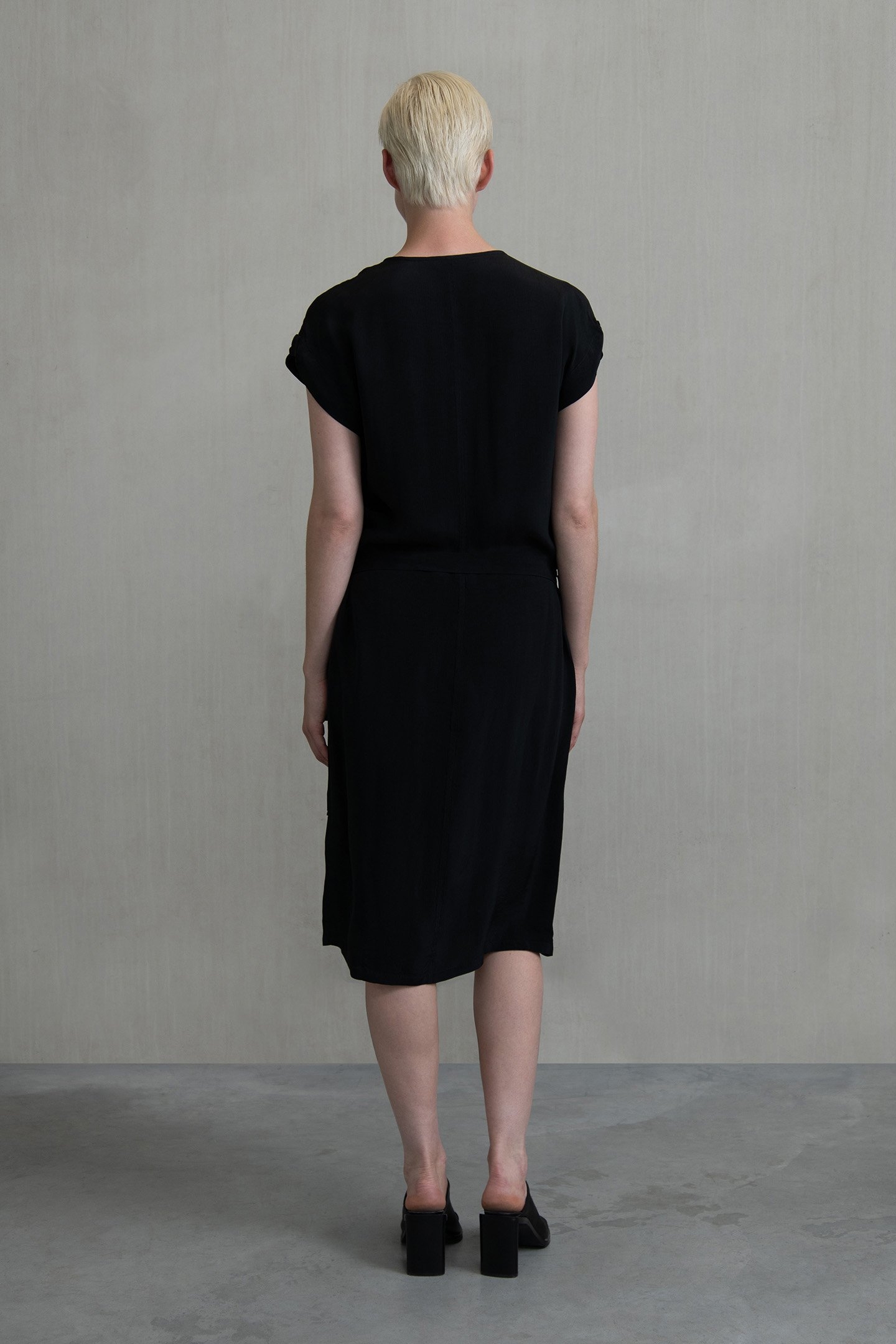 DELLA C DRESS BLACK 2