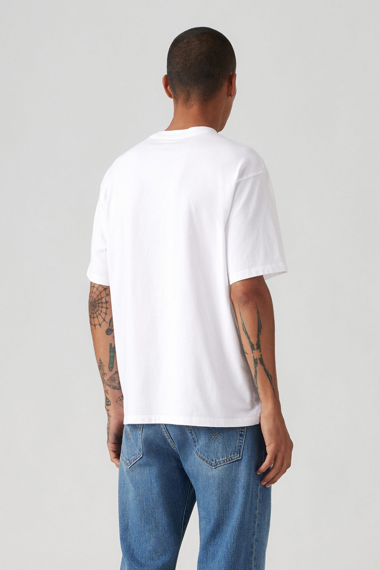 VINTAGE FIT GRAPHIC TEE CONCERT TEE WHITE 2