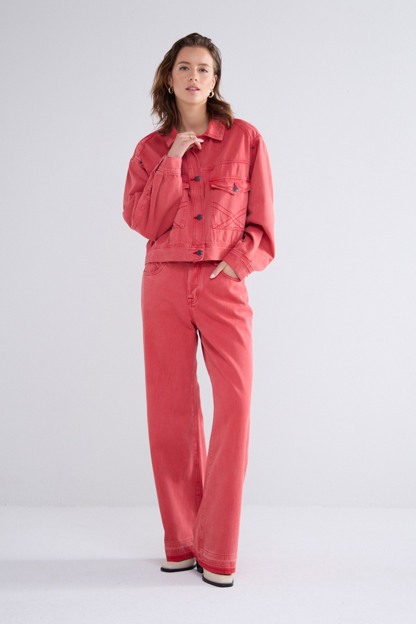 BOXY DENIM JACKET COLOURED DENIM REDS 1