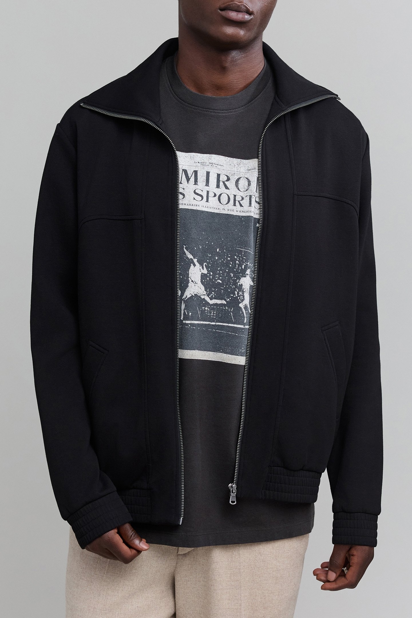 BLACK HIGH NECK ZIPPED CARDIGAN 1