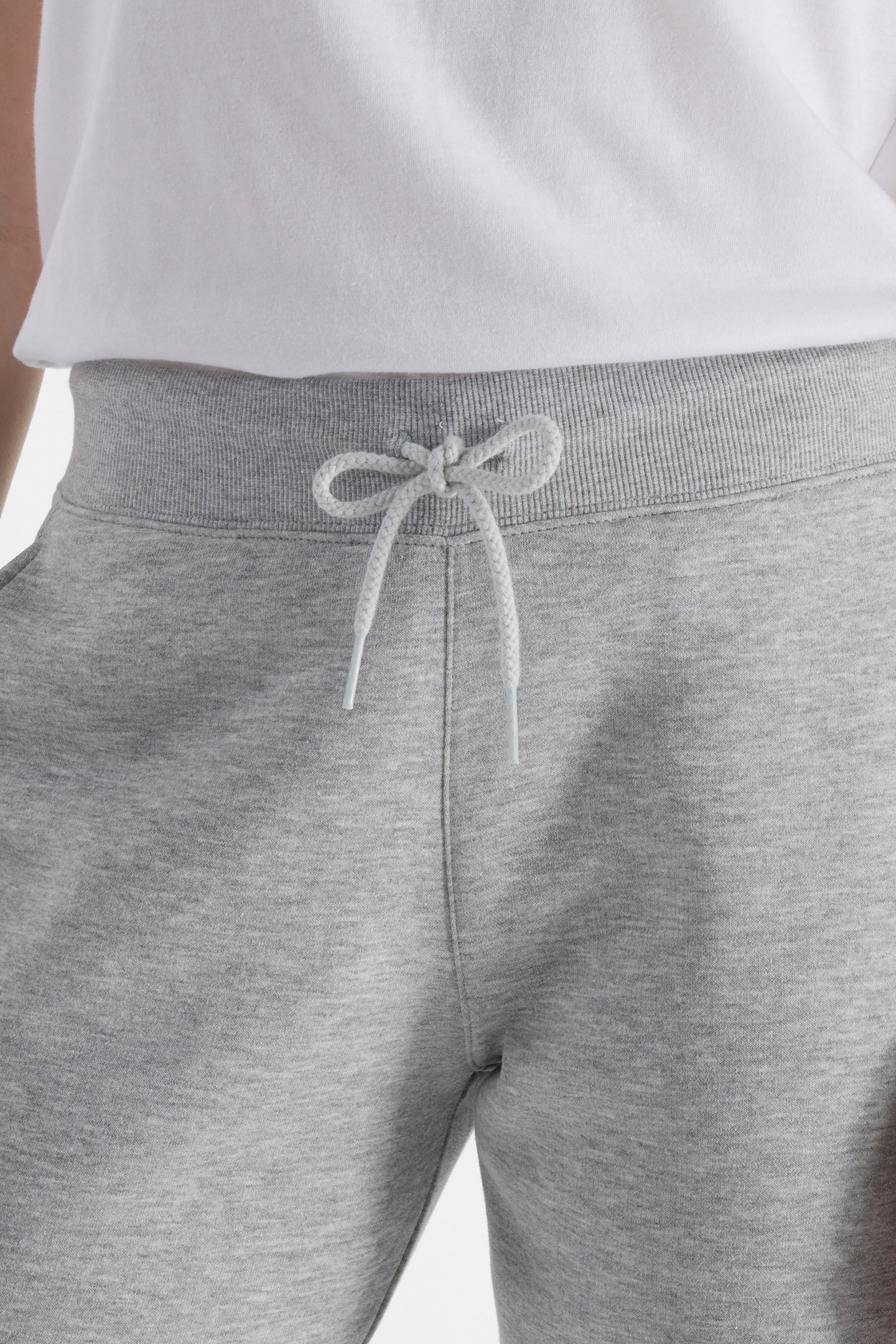 SLIM JOGGERS IN GREY 4