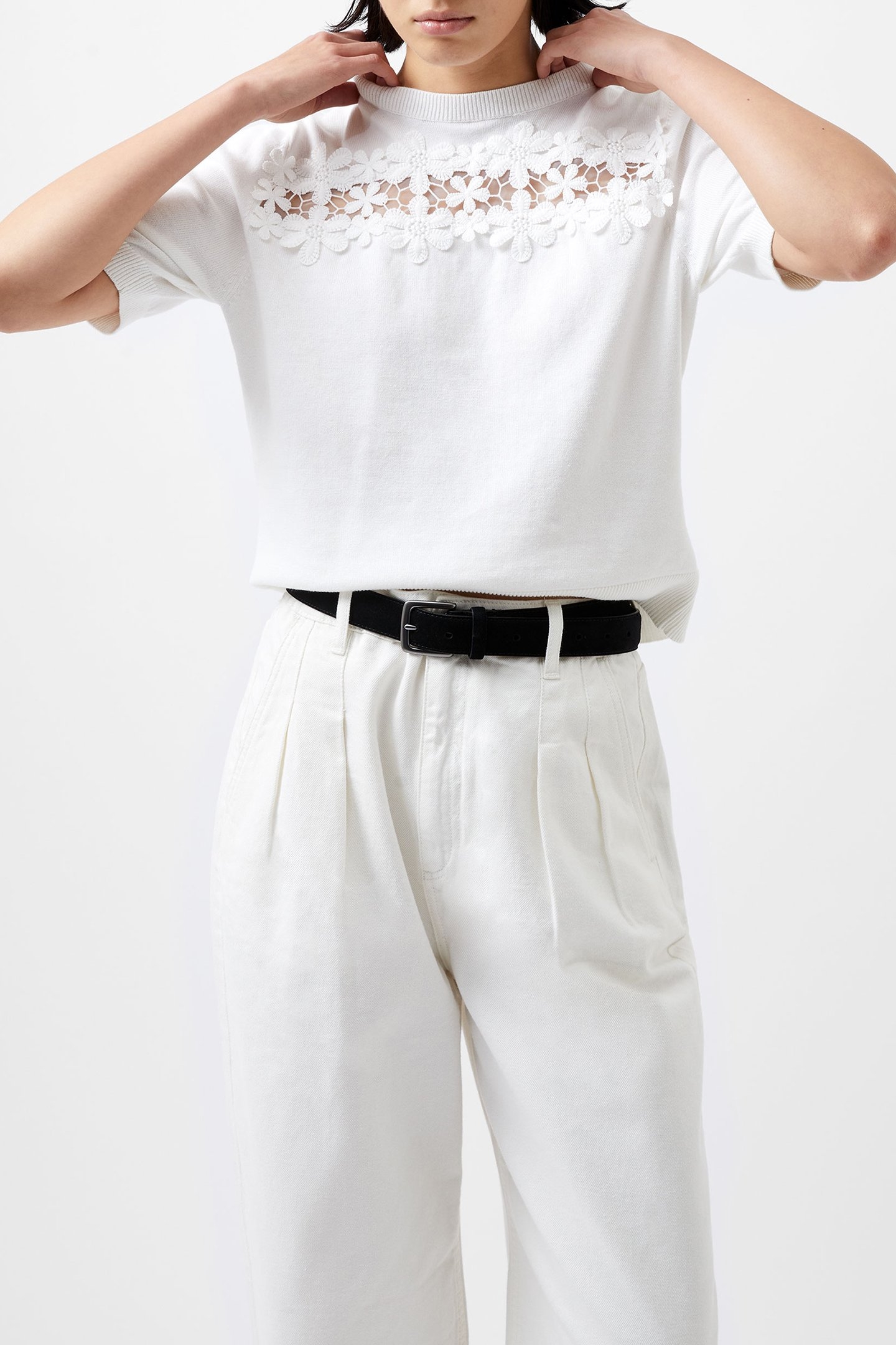 JILLY COBALO LACE SS TOP LINEN WHITE 1