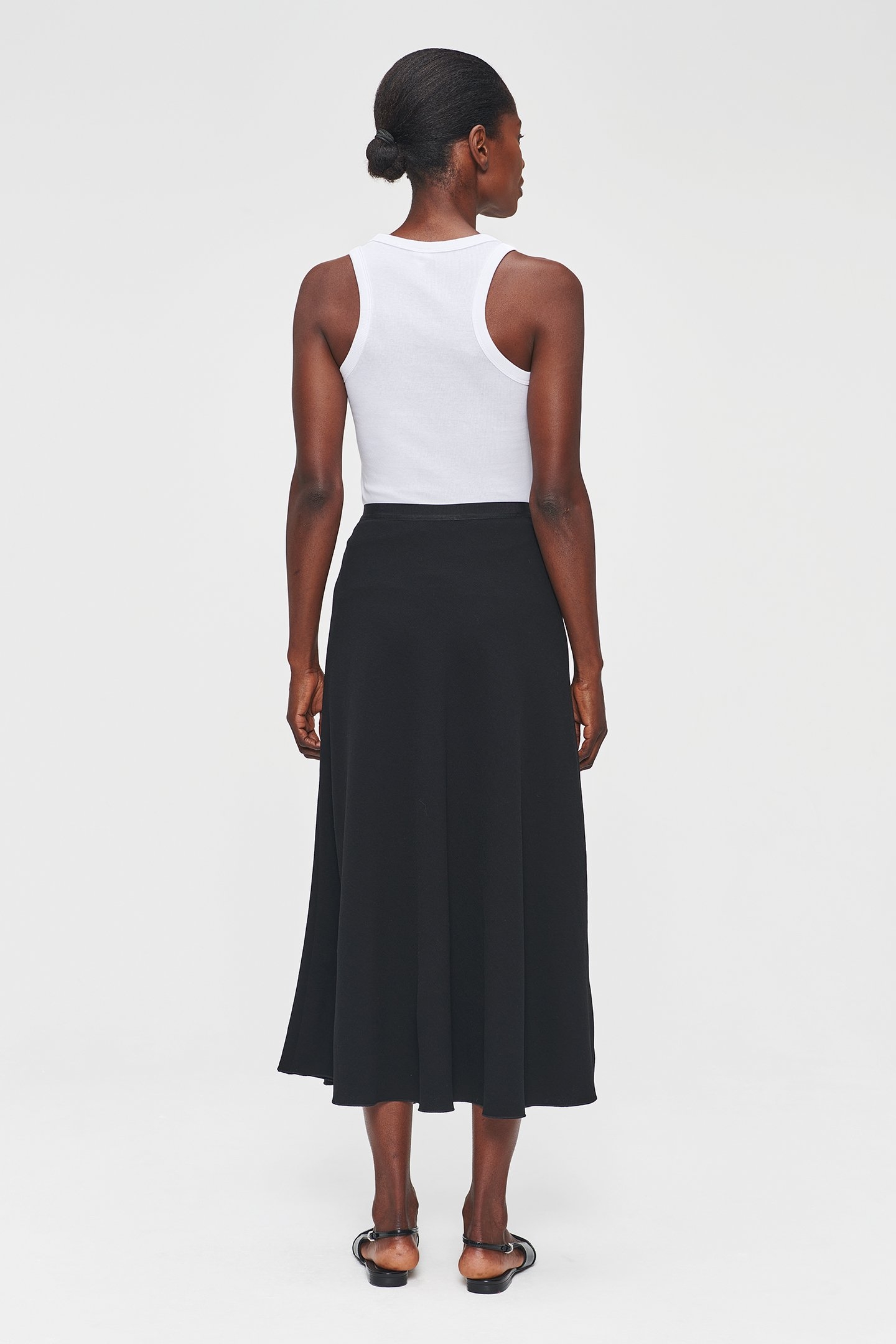 RECYCLED POLY SWAN SKIRT BLACK 4