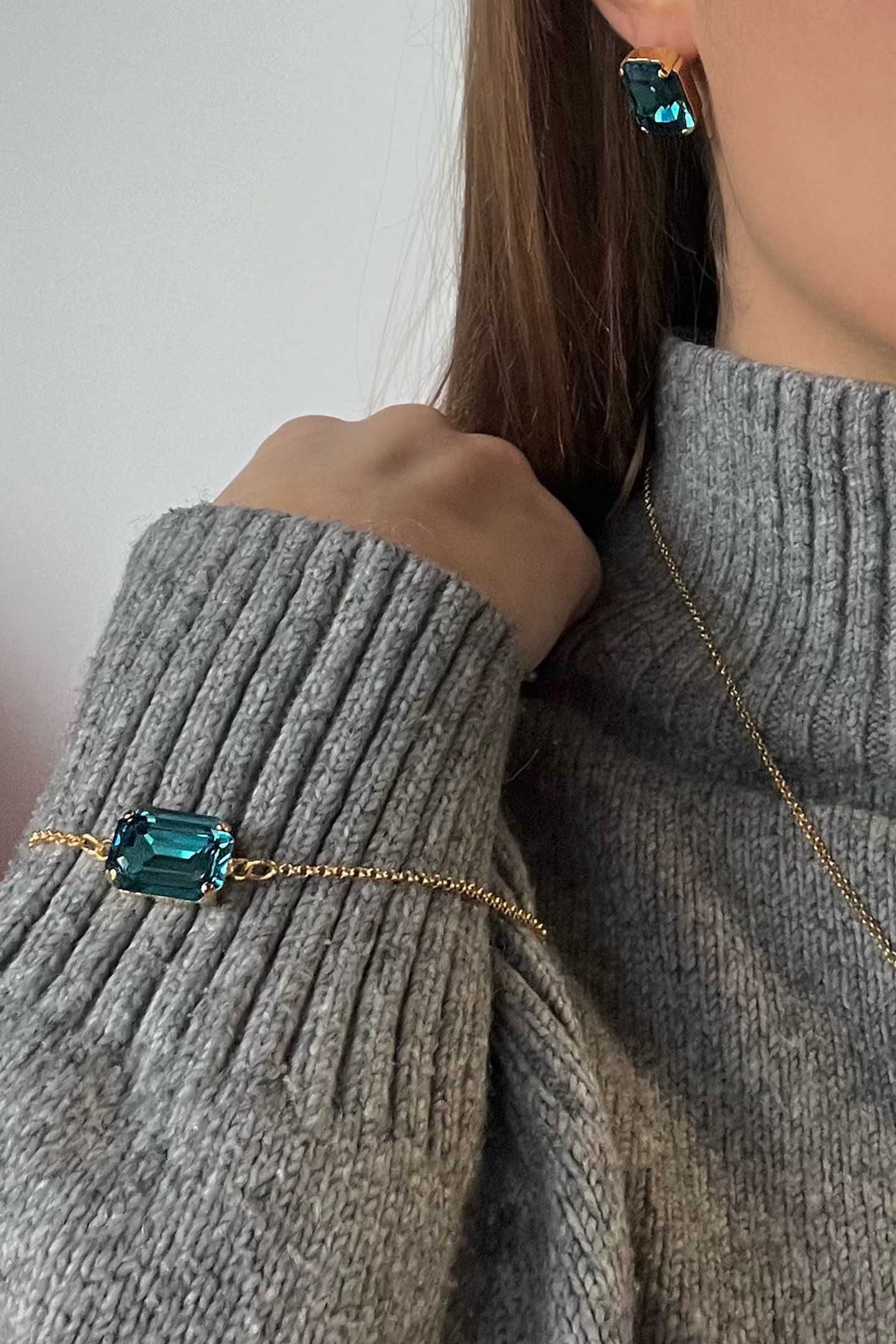 LADY DI BRACELET LIGHT SAPPHIRE BLUE 2