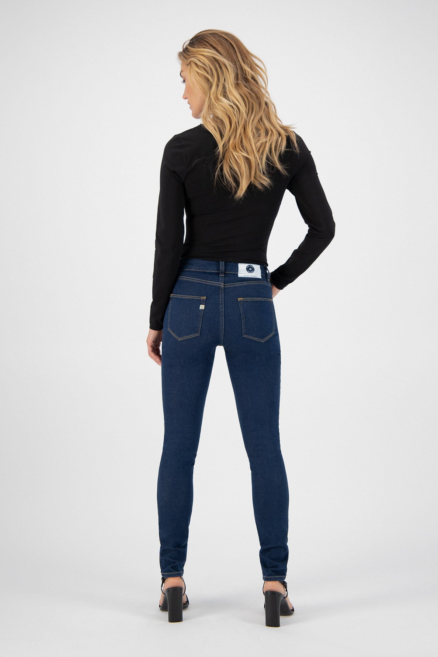 SKINNY HAZEN - STRONG BLUE STRONG BLUE 4