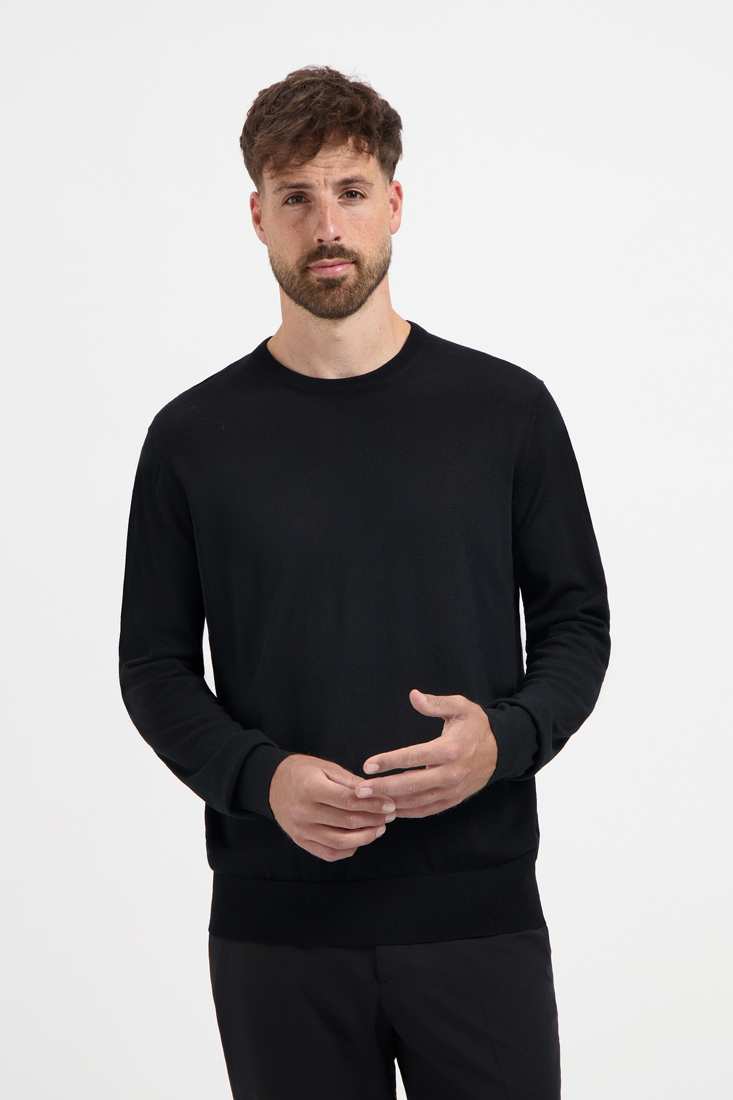 CREW NECK 100% MERINO BASALT BLACK 1