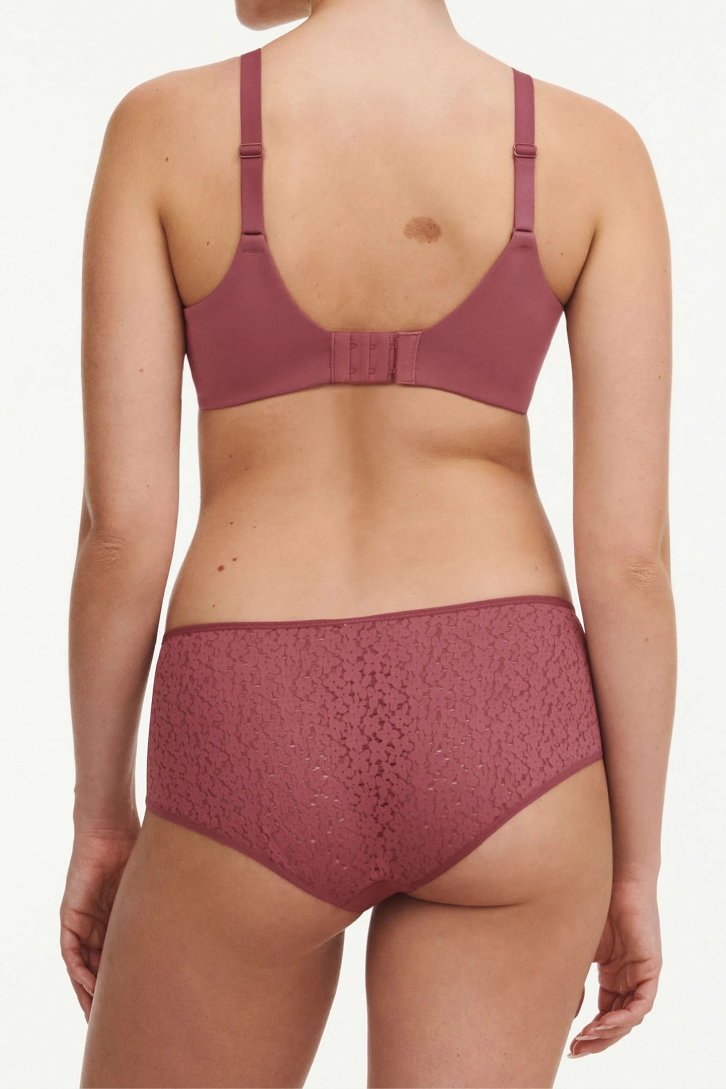 CO BRA UNDERW. COVERING MOLDED SEPIA 2