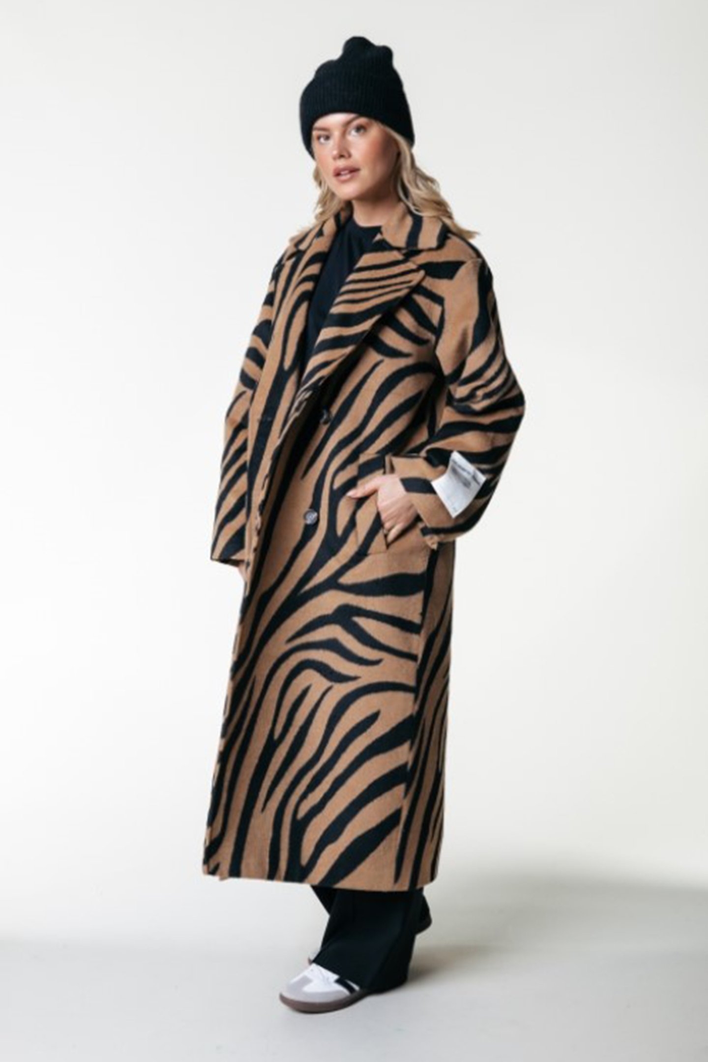 ZANIA ZEBRA DOUBLE BREASTED WOOL LONG COAT BROWN 1